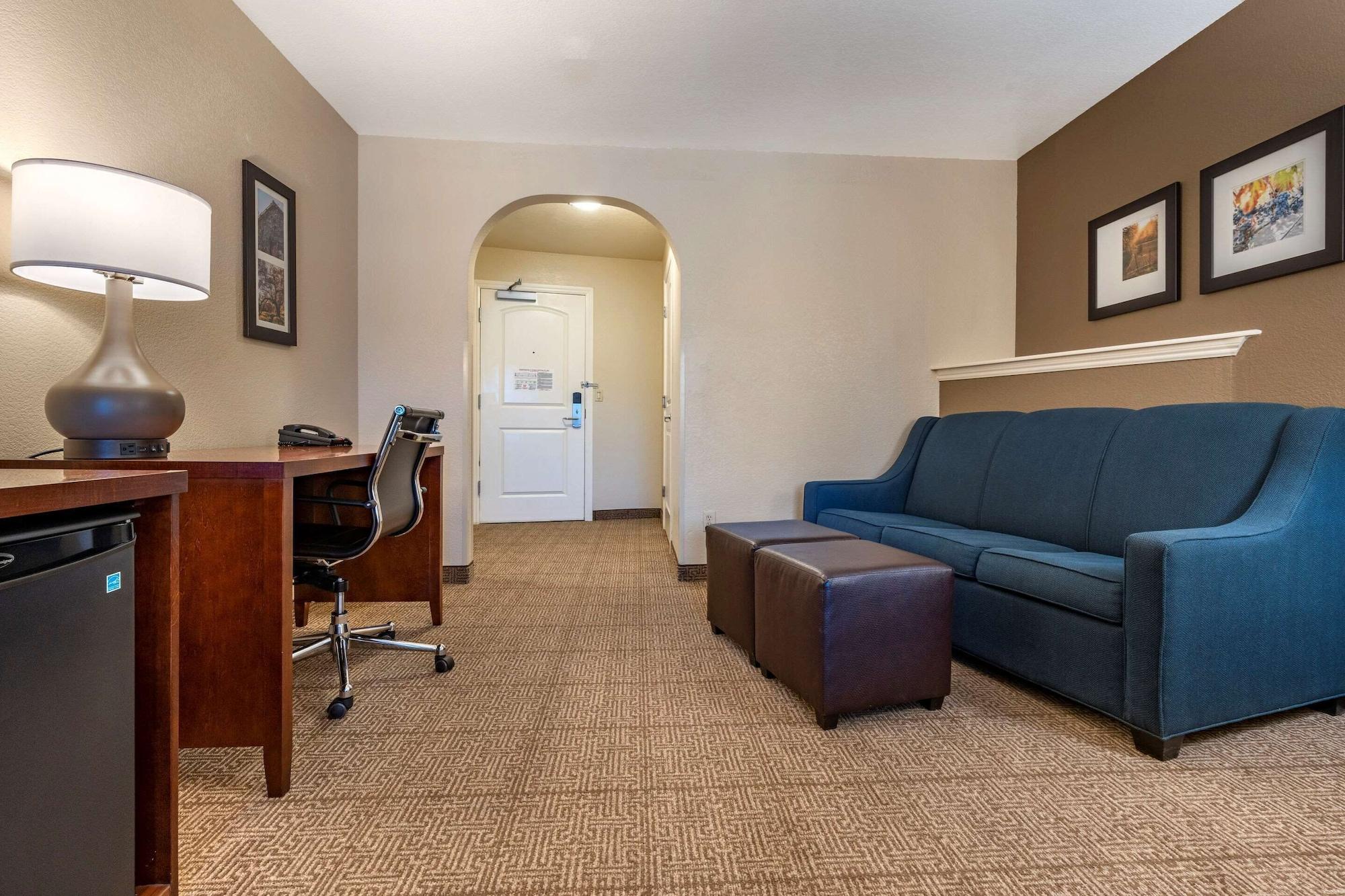 Comfort Inn & Suites Ukiah Mendocino County Exterior foto